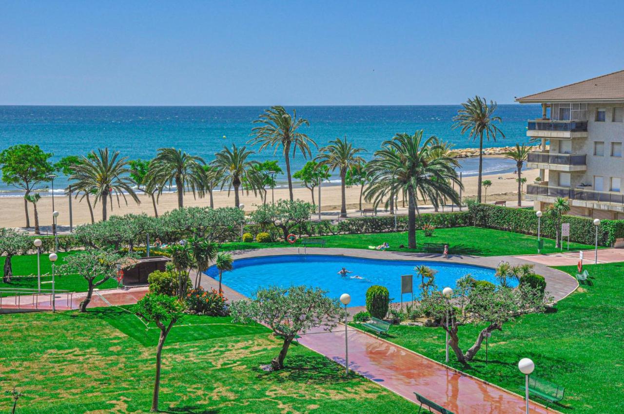 Golf A Bjos 9 Only Families Apartment Cambrils Exterior photo