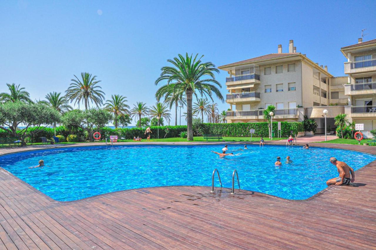 Golf A Bjos 9 Only Families Apartment Cambrils Exterior photo