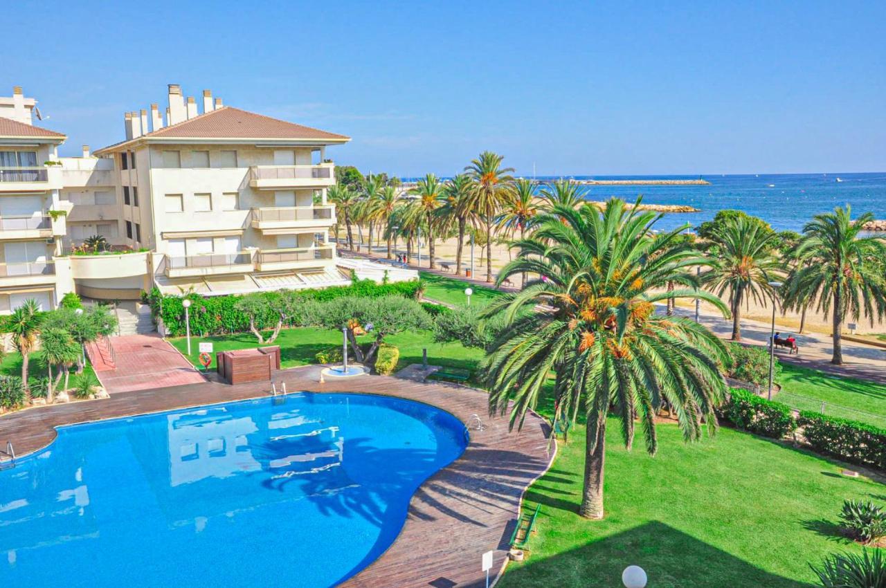Golf A Bjos 9 Only Families Apartment Cambrils Exterior photo
