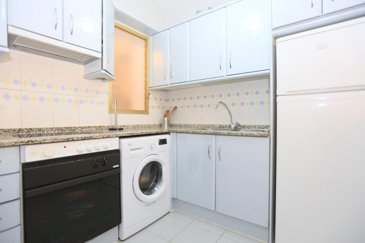 Golf A Bjos 9 Only Families Apartment Cambrils Exterior photo